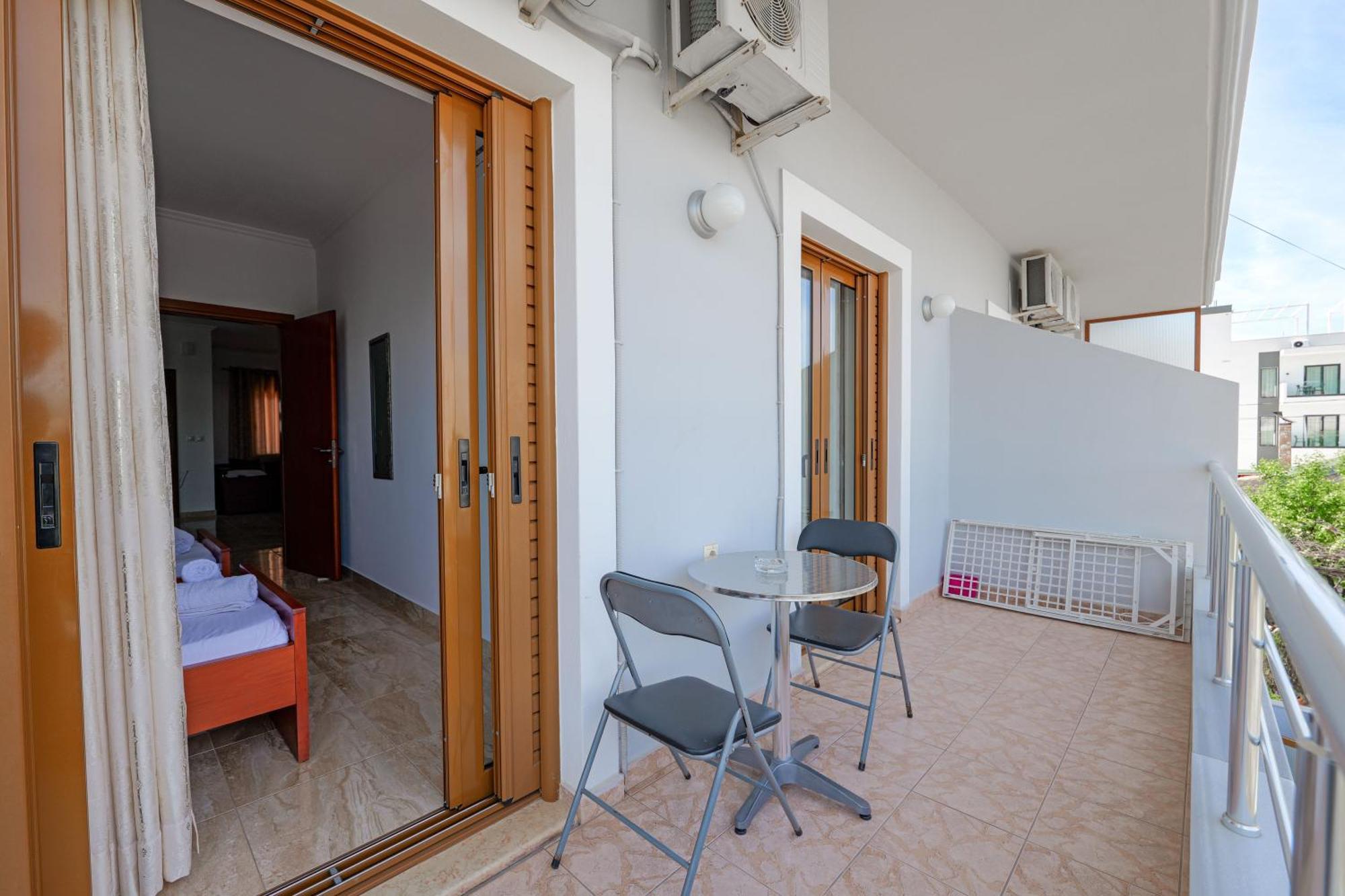 Apartament Moonlight Downtown Ksamil